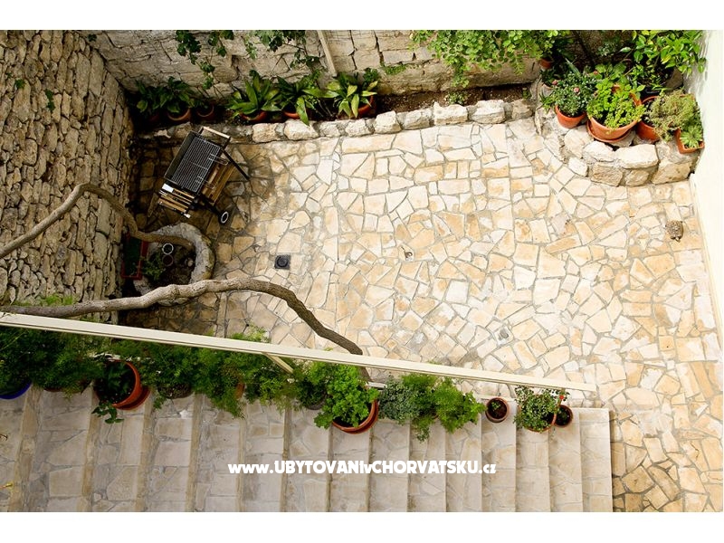 Main Square Appartement – Ferienwohnung Omis, Kroatien – Foto 6