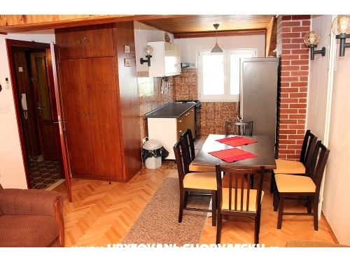 Appartement Mimica u centru Omia - Omi Croatie