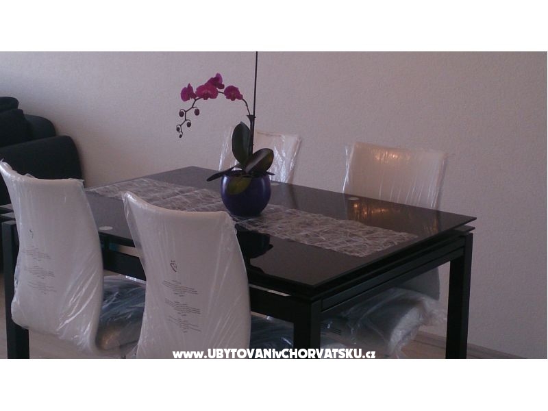 Lux Apartment Natali – Ferienwohnung Omis, Kroatien – Foto 3