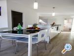 Nemira Sunny Apartmny - Omi Chorvatsko