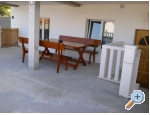 Petar apartmani Omis - Omi Kroatien