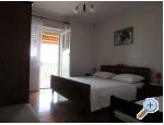 Petar apartmani Omis - Omi Chorvatsko