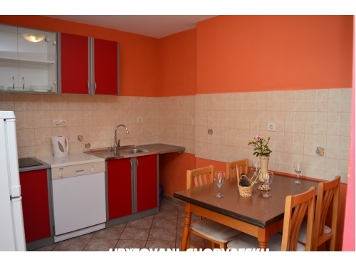 Appartements Perkusic - Omi Croatie