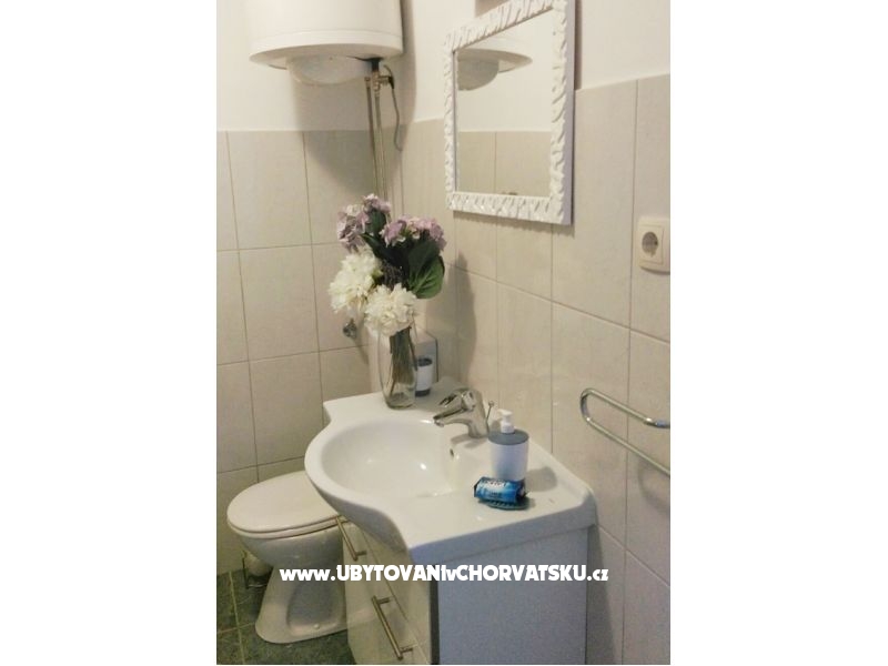 Studio apartman Dinka – Ferienwohnung Omis, Kroatien – Foto 12