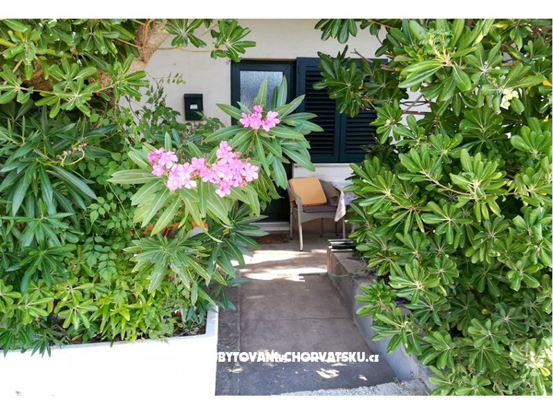 Studio apartman Dinka – Ferienwohnung Omis, Kroatien – Foto 7