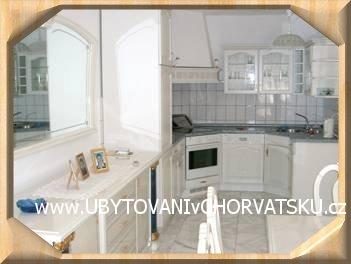 Villa Jana – Ferienwohnung Omis, Kroatien – Foto 3