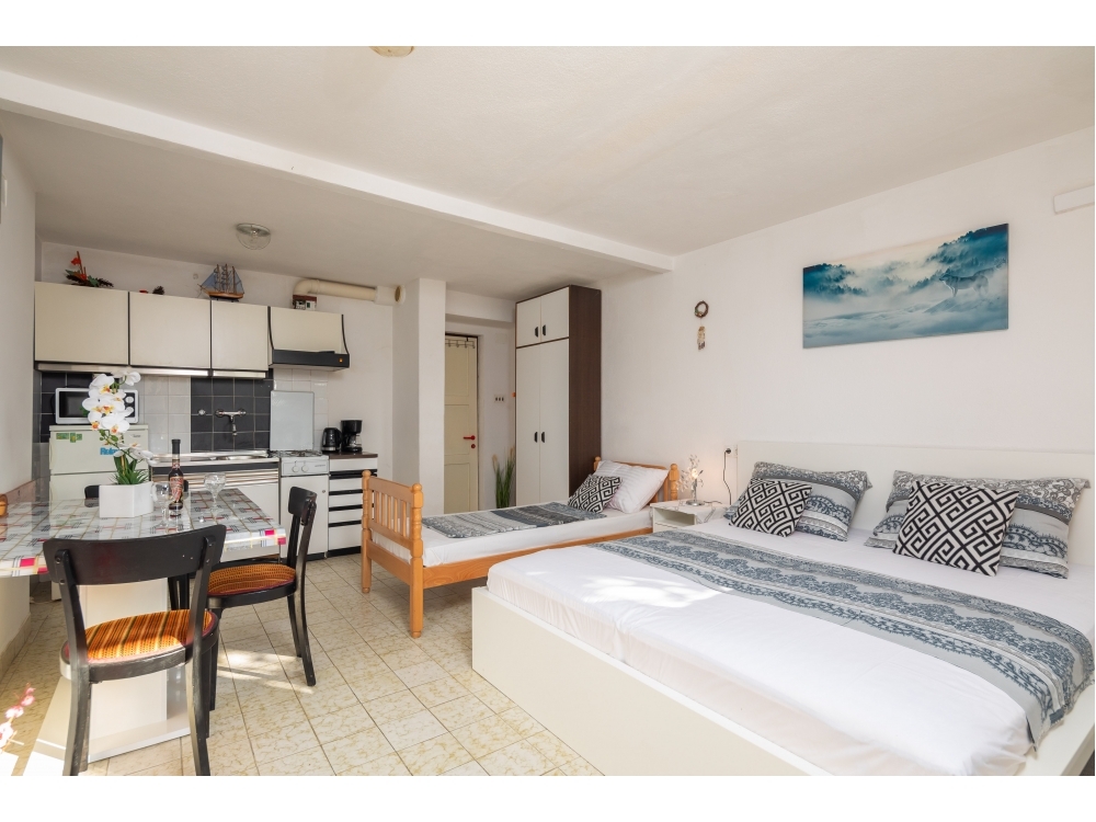 Urban Edge - Beach Apartmny - Omi Chorvtsko