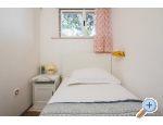 Urban Edge - Beach Apartmny - Omi Chorvatsko