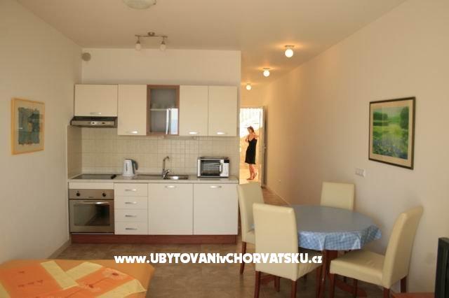 Villa Zrivan – Ferienwohnung Omis, Kroatien – Foto 3