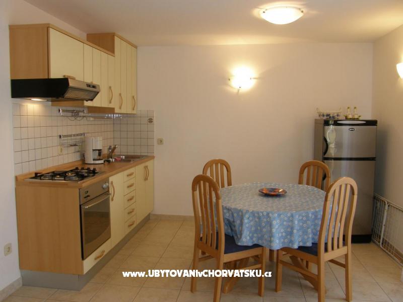 Villa Andrea – Ferienwohnung Omis, Kroatien – Foto 7