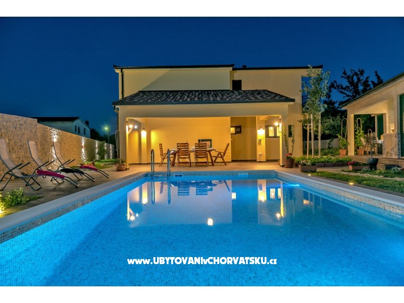 Villa Cotabella  – Ferienwohnung Omis, Kroatien – Foto 1