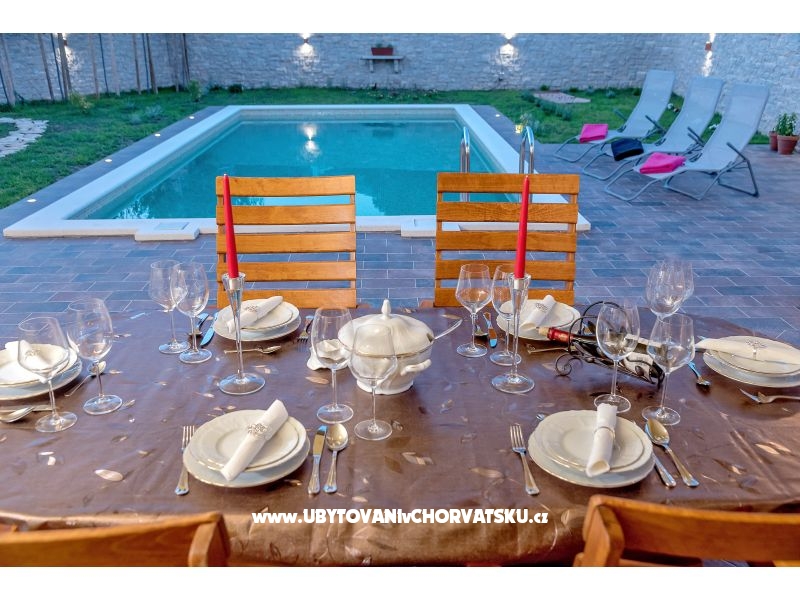 Villa Cotabella  – Ferienwohnung Omis, Kroatien – Foto 3