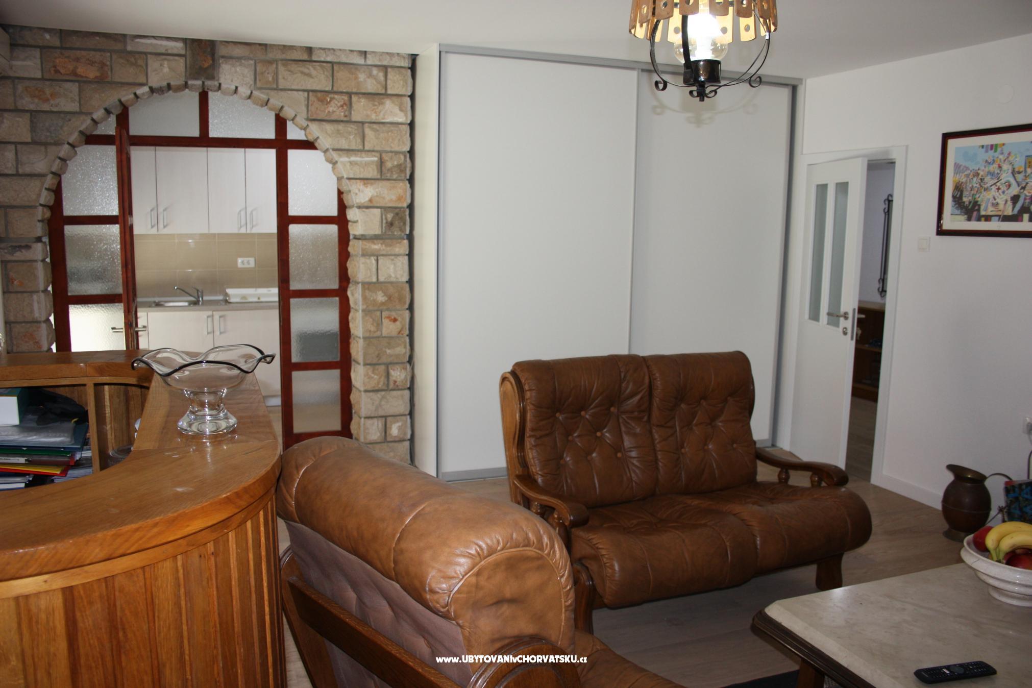 Villa Iko – Ferienwohnung Omis, Kroatien – Foto 4