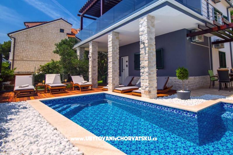Villa Jasmina – Ferienwohnung Omis, Kroatien – Foto 1