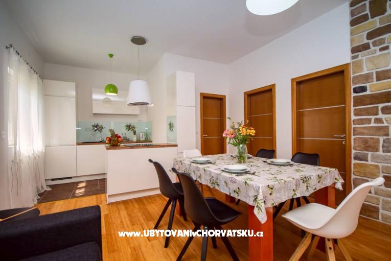 Villa Jasmina – Ferienwohnung Omis, Kroatien – Foto 8