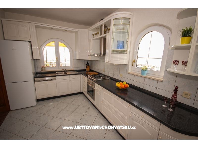 Villa Kristijan – Ferienwohnung Omis, Kroatien – Foto 9