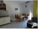 Villa Laura 50 m do mora - Omi Kroatien