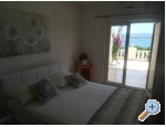 Villa Laura 50 m do mora - Omi Kroatien