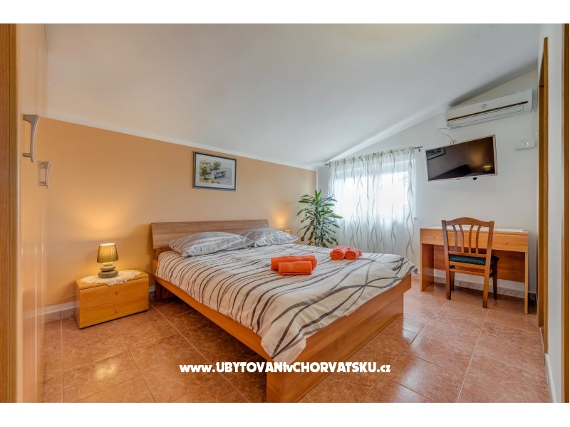 Ferienwohnungen Natalie – Ferienwohnung Omis, Kroatien – Foto 3