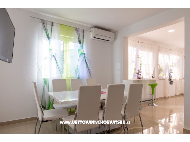 Villa Relax – Ferienwohnung Omis, Kroatien – Foto 7