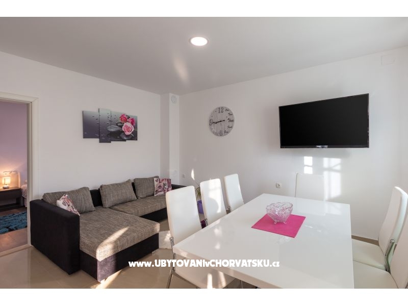 Villa Relax – Ferienwohnung Omis, Kroatien – Foto 8