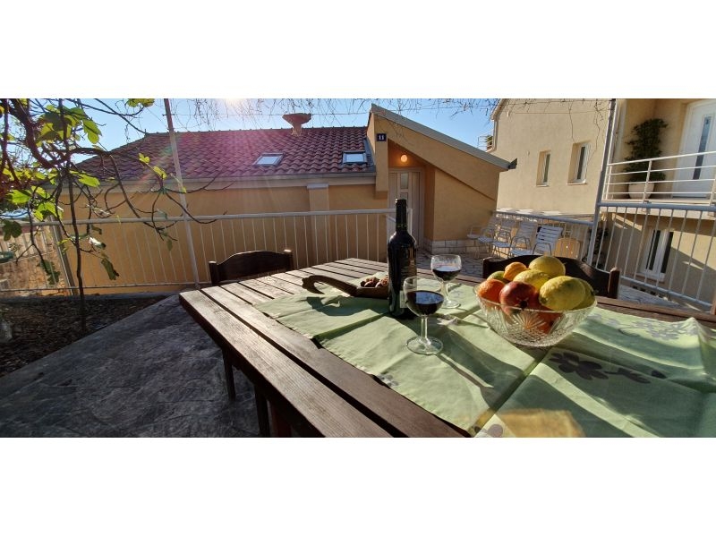 Villa Irma – Ferienwohnung Omis, Kroatien – Foto 8