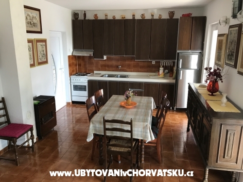 Villa elja - Omi Croatie