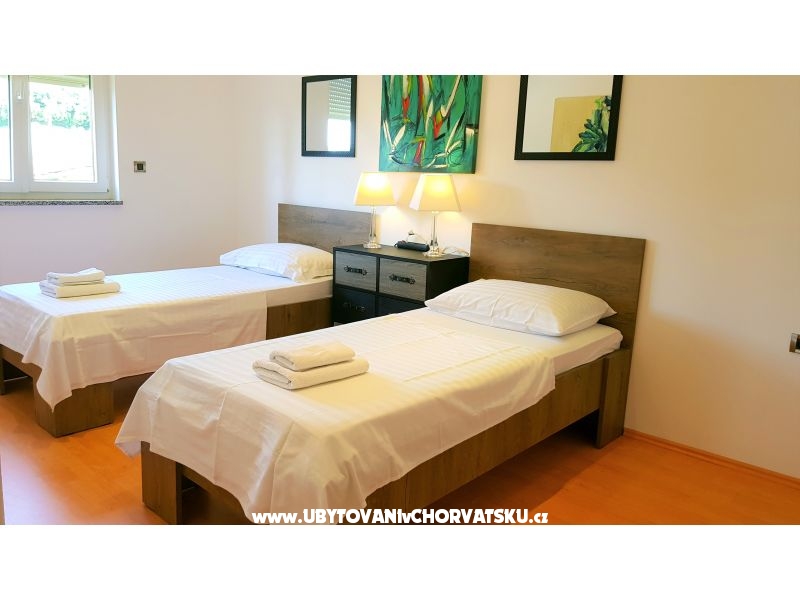 Villa and Bungalow Jovic – Ferienwohnung Opatija, Kroatien – Foto 7