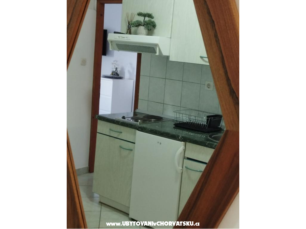 Apartmani Antonia - Orebi� � Pelje�ac Hrvatska