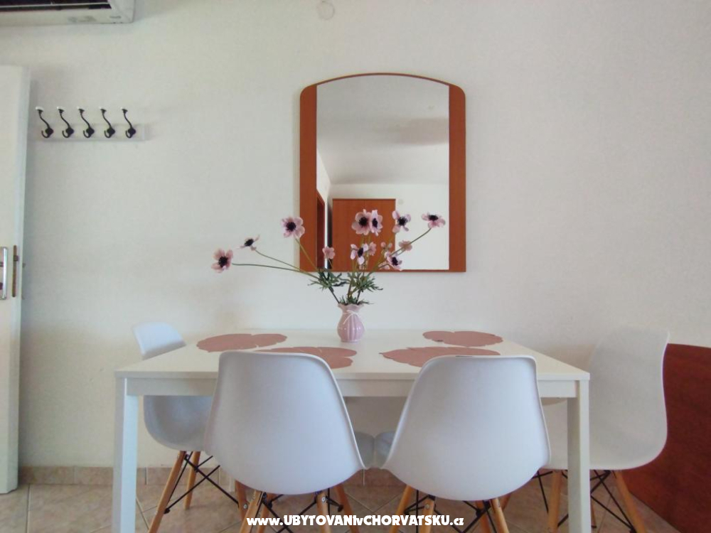 Apartmani Antonia - Orebi� � Pelje�ac Hrvatska