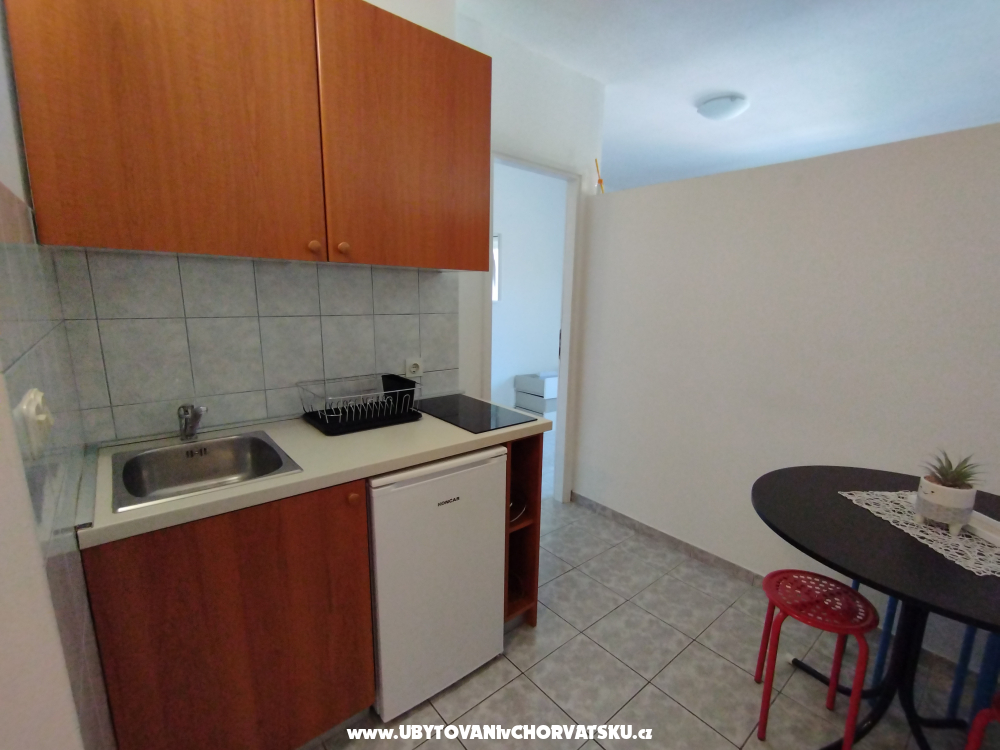 Apartmani Antonia - Orebi� � Pelje�ac Hrvatska