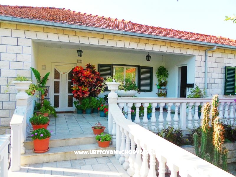 Appartements Petra – Ferienwohnung Orebic – Peljesac, Kroatien – Foto 1