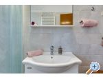 Apartmaji Anica - ostrov Pag Hrvaka
