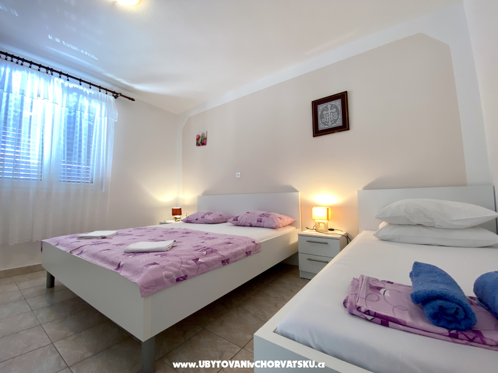 Apartmaji FRANE - ostrov Pag Hrva�ka