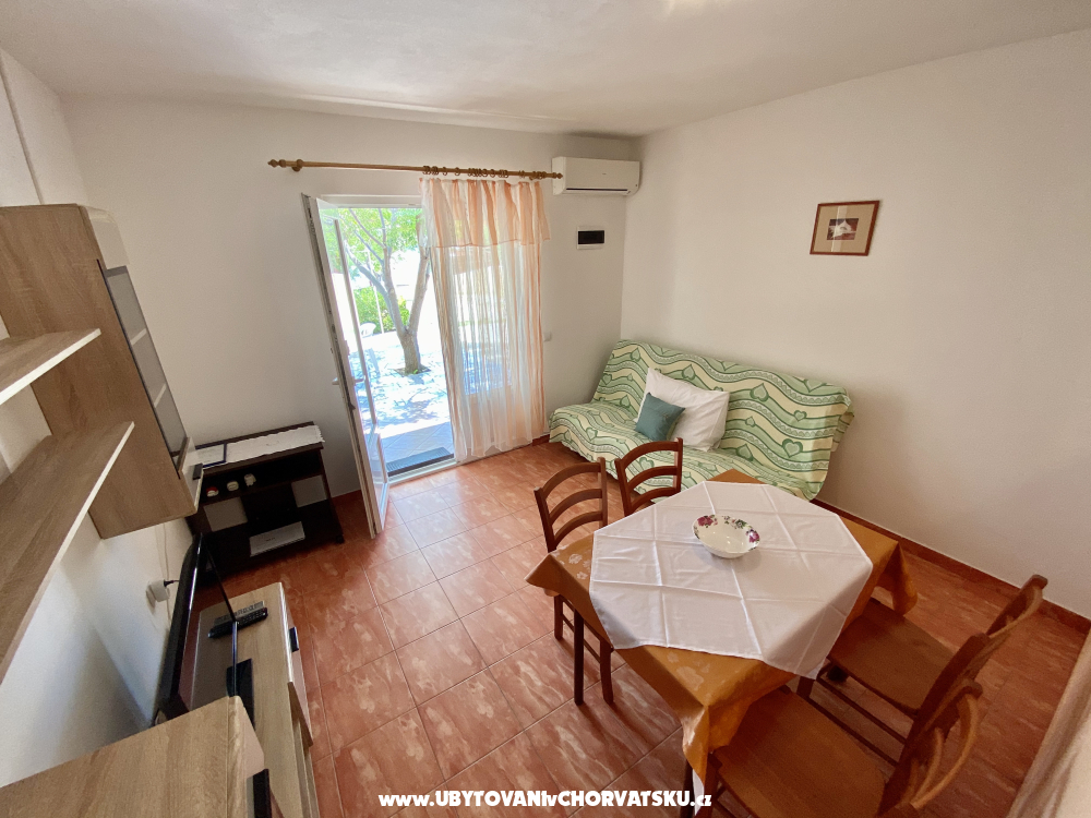 Apartmaji FRANE - ostrov Pag Hrva�ka