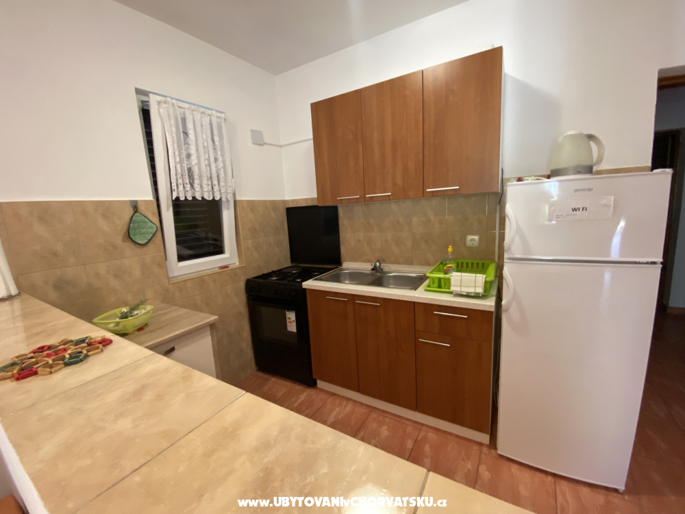 Apartmaji FRANE - ostrov Pag Hrva�ka