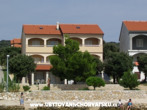Appartements upraha Silvio - ostrov Pag Croatie