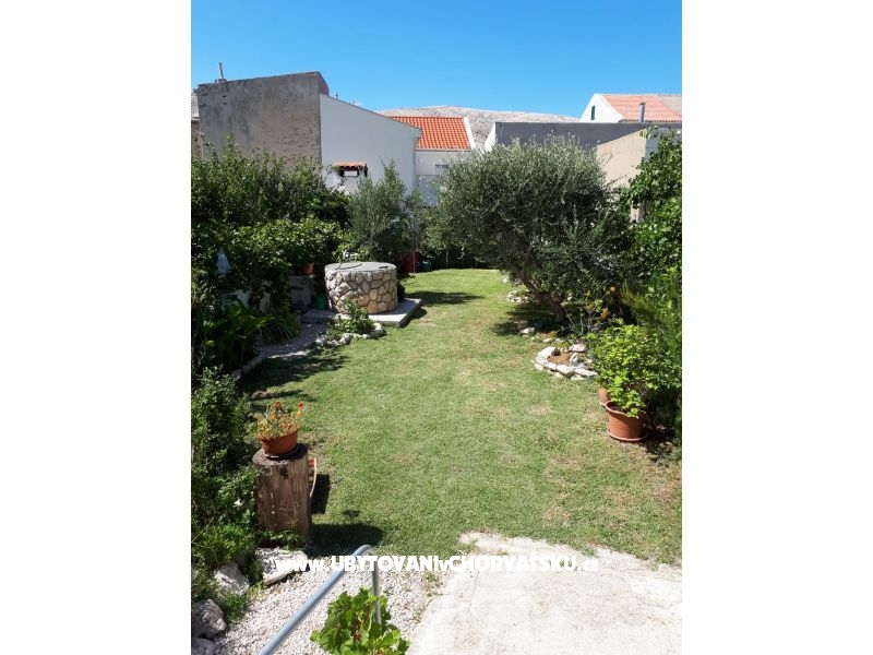 Appartements Center Pag – Ferienwohnung Insel Pag, Kroatien – Foto 1