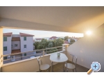 Apartmaji Damir - ostrov Pag Hrvaka