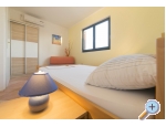 Apartmaji Damir - ostrov Pag Hrvaka