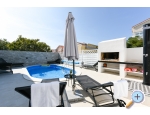 Appartement mit Pool and jacuzzi - ostrov Pag Kroatien