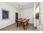 Apartma z bazenom and jacuzzi - ostrov Pag Hrvaka