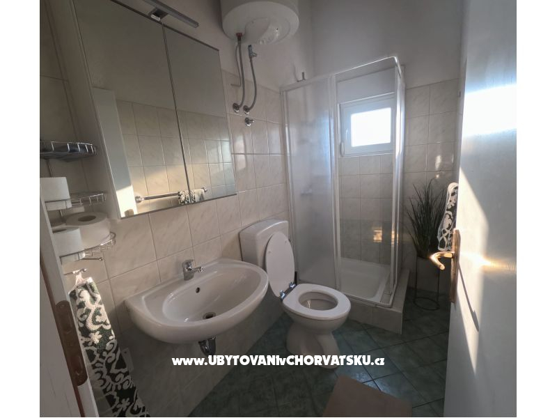 Apartment Martina, studio Maja – Ferienwohnung Starigrad Paklenica, Kroatien – Foto 11