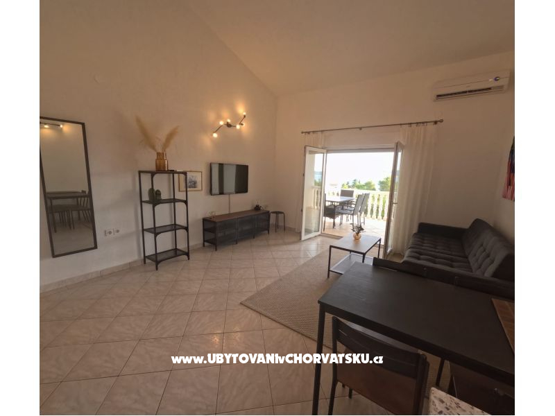 Apartment Martina, studio Maja – Ferienwohnung Starigrad Paklenica, Kroatien – Foto 7