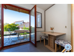 Appartements Adriana - Starigrad Paklenica Kroatien