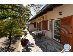 Appartements Adriana - Starigrad Paklenica Kroatien