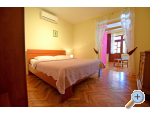 Apartmaji Adriana - Starigrad Paklenica Hrvaka