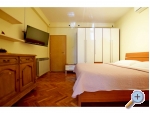 Appartements Adriana - Starigrad Paklenica Kroatien