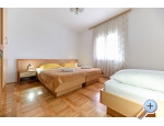 Appartements Ana - Starigrad Paklenica Kroatien