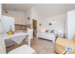 Appartements Ana - Starigrad Paklenica Kroatien
